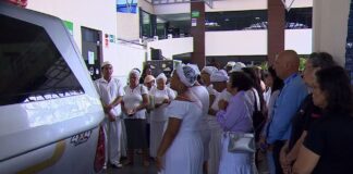 Familiares e amigos se despedem do historiador Paulo Nascimento
