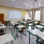 sala-de-aula-vazia-de-escola-estadual-de-sc