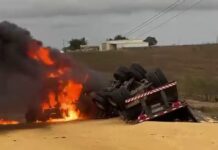 Caminhão tomba e pega fogo na rodovia SE-170 entre Graccho Cardoso e Feira Nova